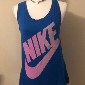 NIKE Swoosh Tank